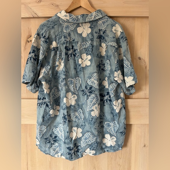 Batik Bay Navy Silk Floral Hawaiian Resort Wear Coastal Button up Shirt, XL - Picture 3 of 5